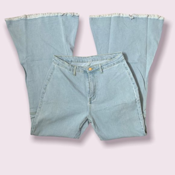 Bellbottom - Picture 3 of 6